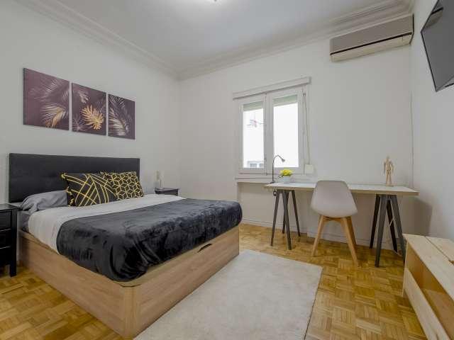 Se alquila habitación en piso compartido en Madrid
