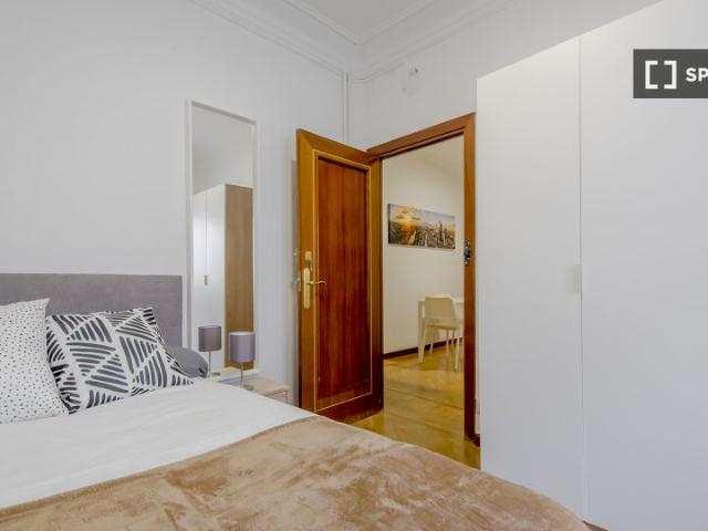 Se alquila habitación en piso compartido en Madrid