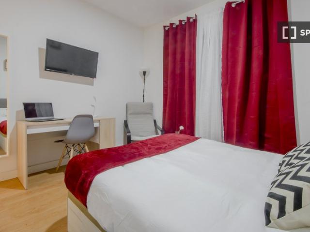 Se alquila habitación en piso compartido en Madrid