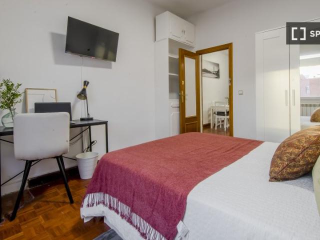 Se alquila habitación en piso compartido en Madrid