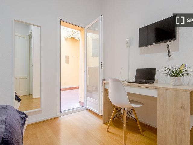 Se alquila habitación en piso compartido en Madrid