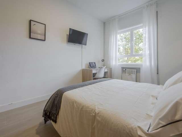 Se alquila habitación en piso compartido en Madrid