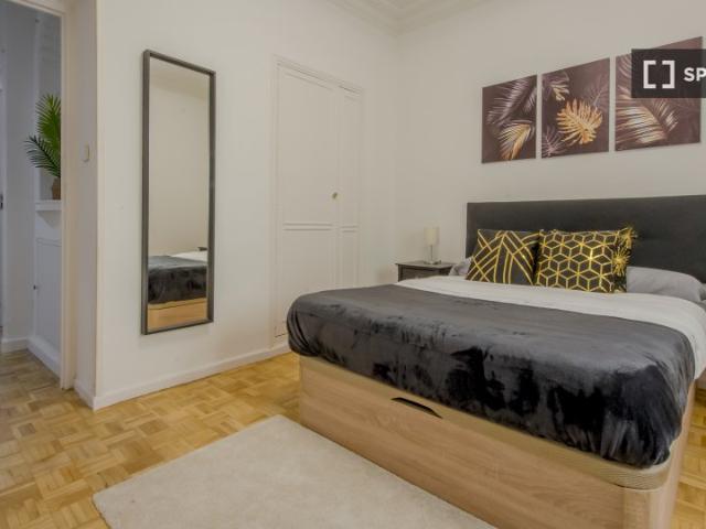 Se alquila habitación en piso compartido en Madrid