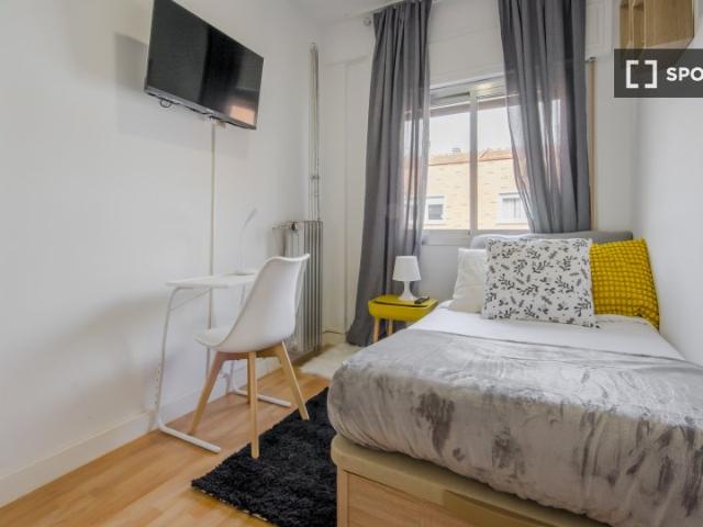 Se alquila habitación en piso compartido en Madrid