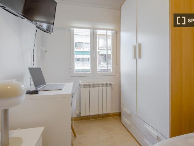 Se alquila habitación en piso compartido en Madrid