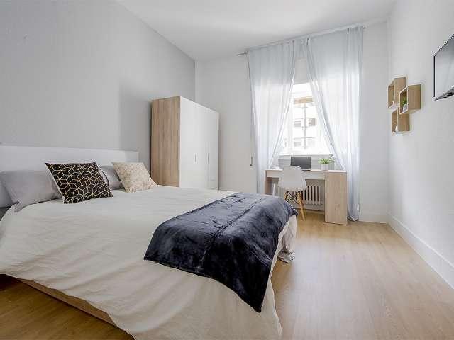 Se alquila habitación en piso compartido en Madrid