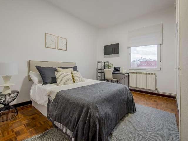 Se alquila habitación en piso compartido en Madrid