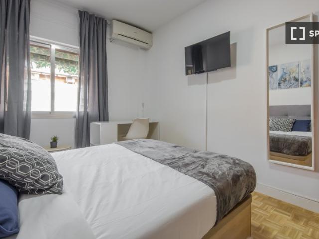Se alquila habitación en piso compartido en Madrid