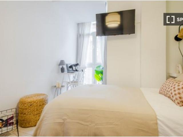 Se alquila habitación en piso compartido en Madrid