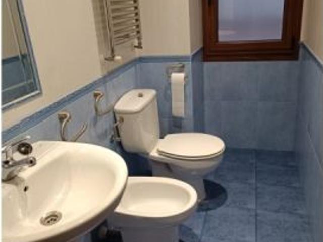Se alquila habitación en piso compartido en Oviedo