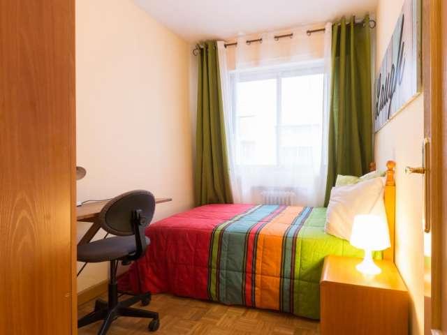 Se alquila habitación en piso compartido en Alcalá de Henares