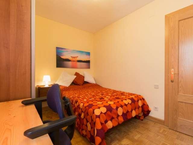 Se alquila habitación en piso compartido en Alcalá de Henares