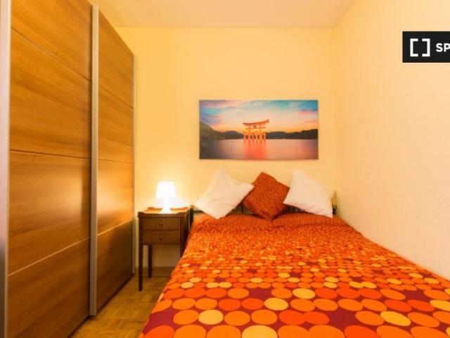 Se alquila habitación en piso compartido en Alcalá de Henares
