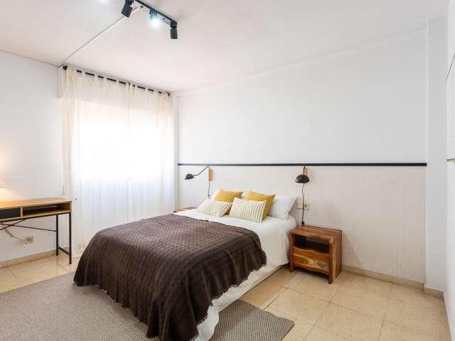 Se alquila habitación en piso compartido en Alicante