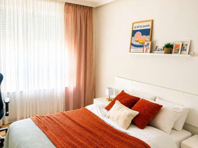 Se alquila habitación en piso compartido en Alicante