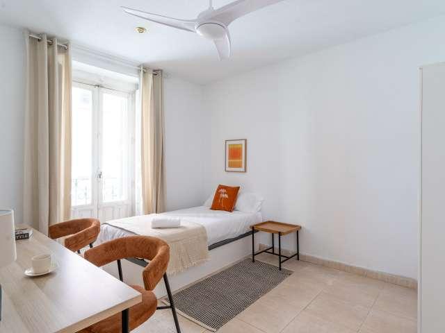 Se alquila habitación en piso compartido en Argüelles, Madrid