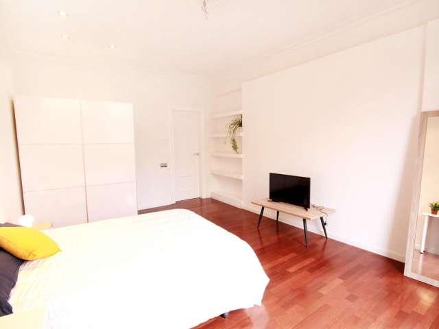 Se alquila habitación en piso compartido en Barcelona