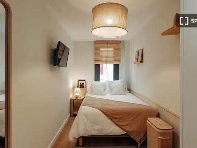 Se alquila habitación en piso compartido en Barcelona
