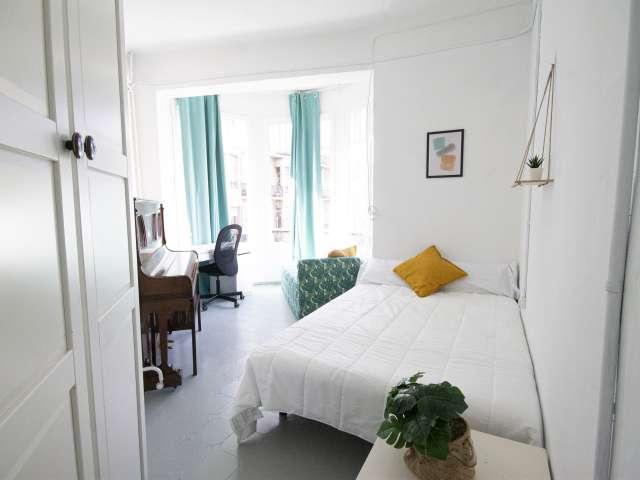 Se alquila habitación en piso compartido en Barcelona