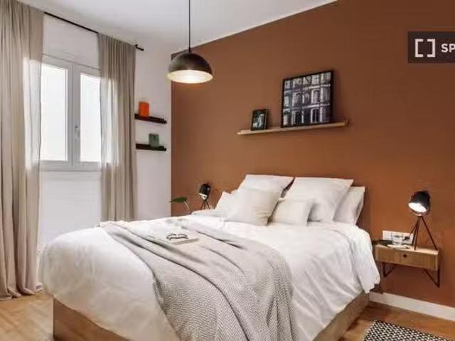 Se alquila habitación en piso compartido en Barcelona