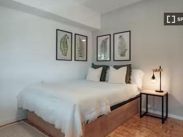 Se alquila habitación en piso compartido en Barcelona