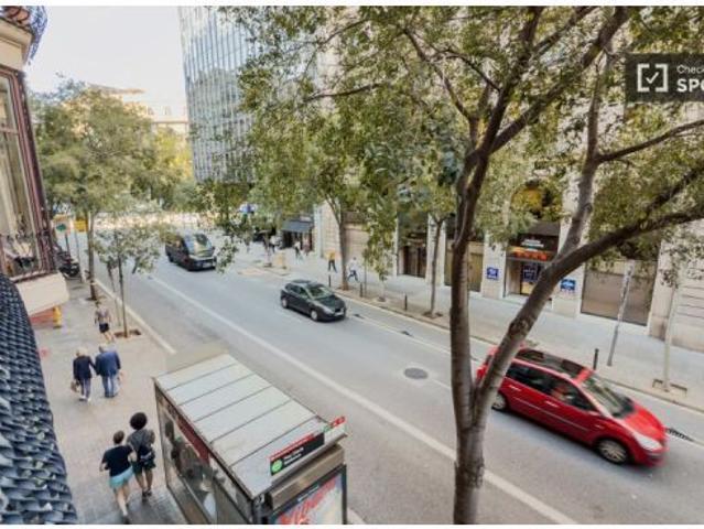 Se alquila habitación en piso compartido en Barcelona