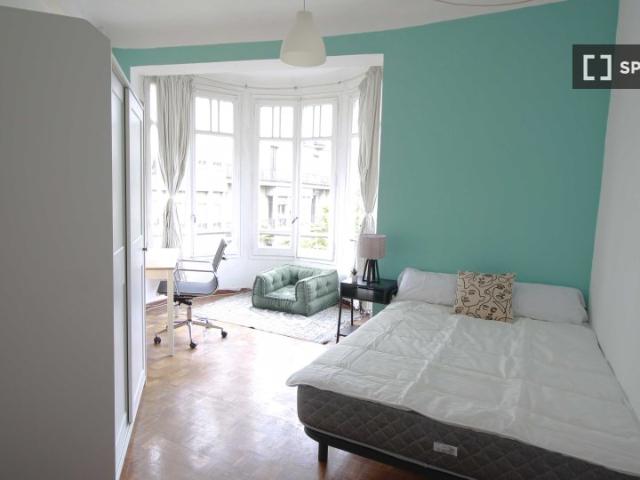 Se alquila habitación en piso compartido en Barcelona