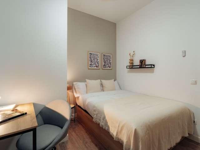 Se alquila habitación en piso compartido en Barcelona