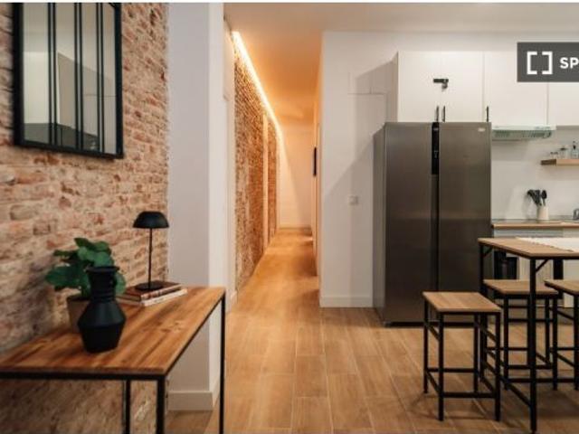 Se alquila habitación en piso compartido en Barcelona