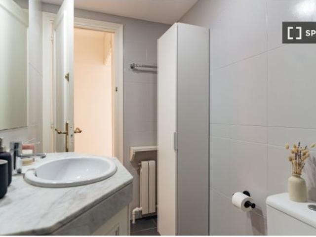 Se alquila habitación en piso compartido en Barcelona