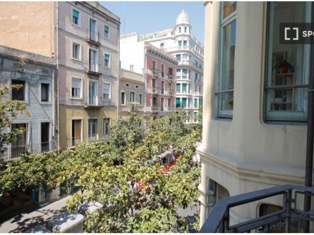 Se alquila habitación en piso compartido en Barcelona