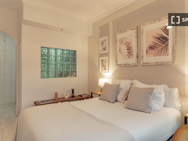 Se alquila habitación en piso compartido en Barcelona