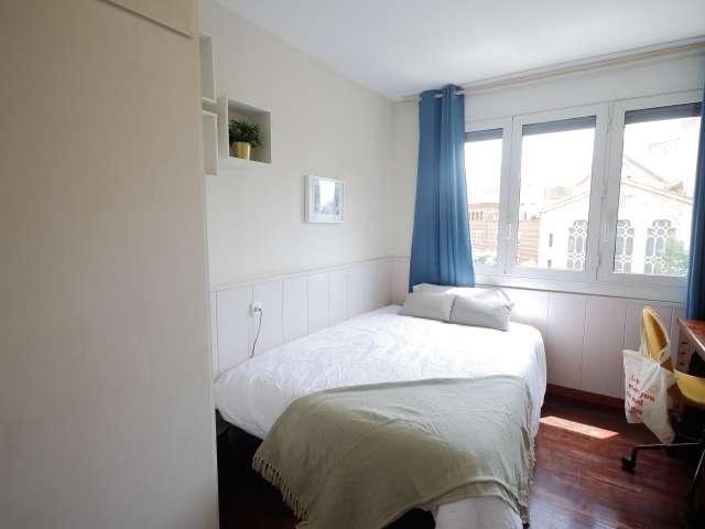 Se alquila habitación en piso compartido en Barcelona