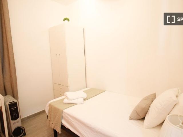 Se alquila habitación en piso compartido en Barcelona