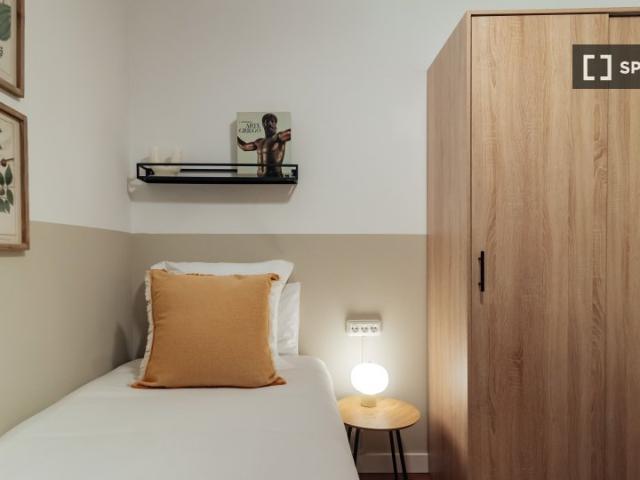 Se alquila habitación en piso compartido en Barcelona