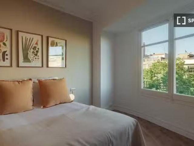 Se alquila habitación en piso compartido en Barcelona