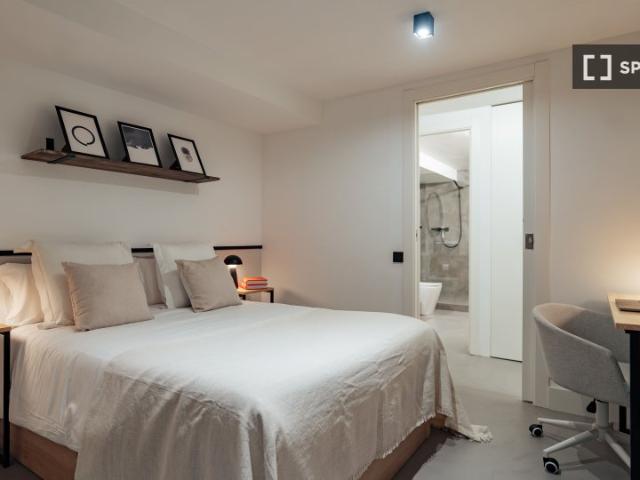 Se alquila habitación en piso compartido en Barcelona