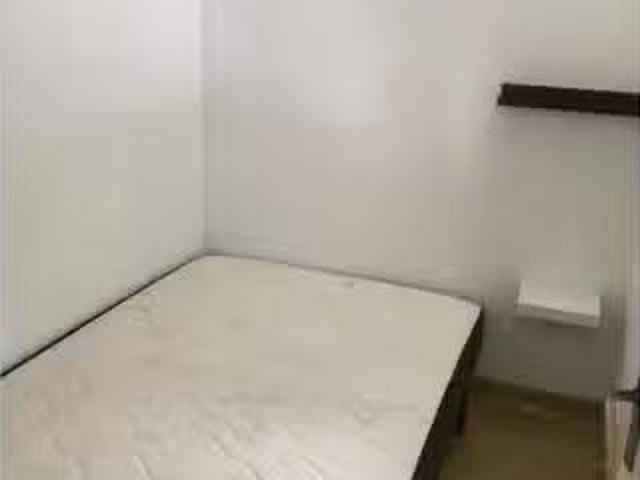 Se alquila habitación en piso compartido en Barcelona