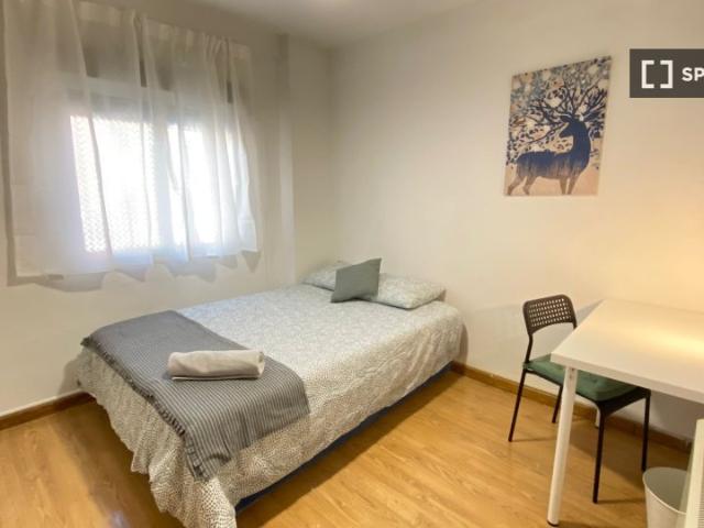 Se alquila habitación en piso compartido en Casco Histórico de Vallecas