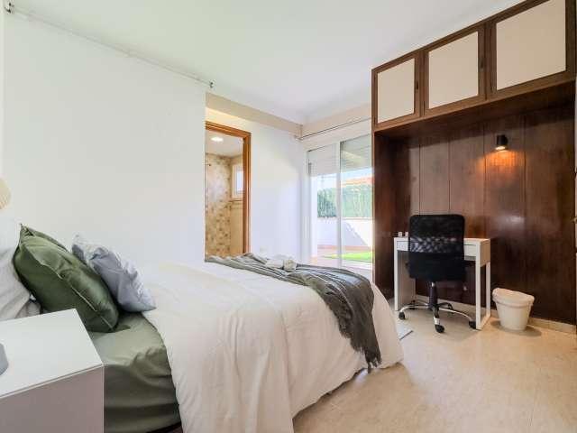 Se alquila habitación en piso compartido en el Congrés i els Indians