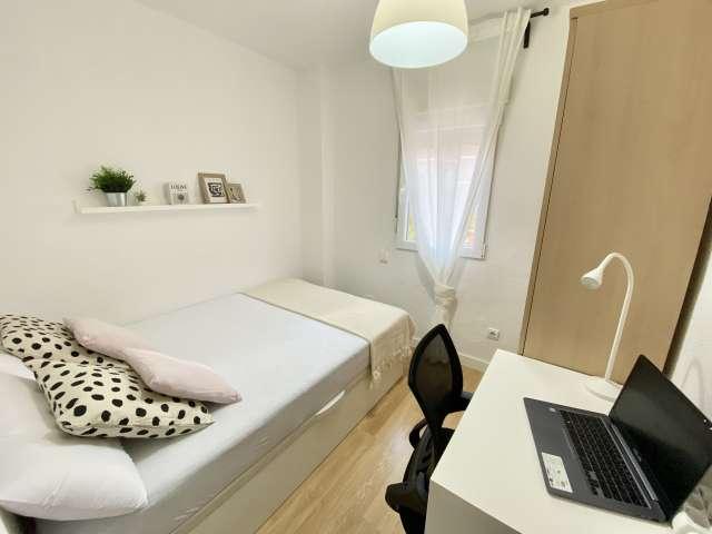 Se alquila habitación en piso compartido en Getafe