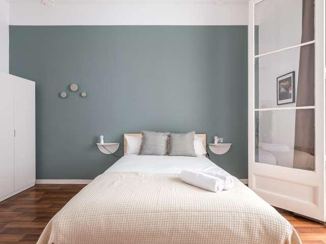 Se alquila habitación en piso compartido en Gracia