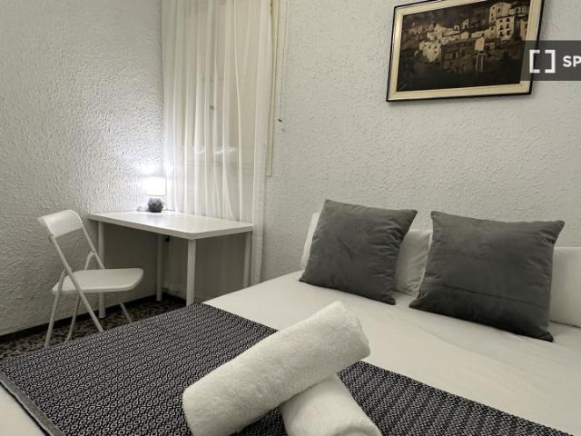 Se alquila habitación en piso compartido, L'Illa Perduda, Valencia