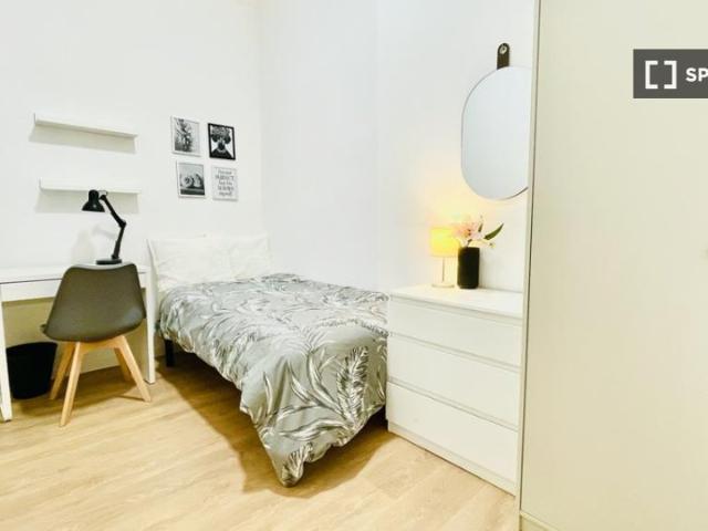 Se alquila habitación en piso compartido en Lista, Madrid