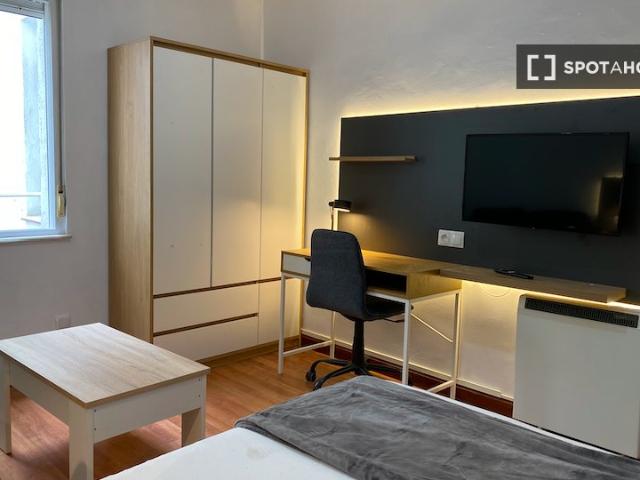 Se alquila habitación en piso compartido en Salamanca