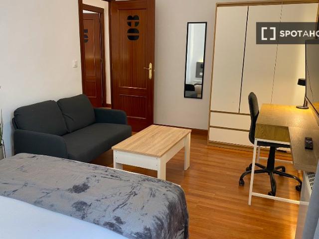 Se alquila habitación en piso compartido en Salamanca