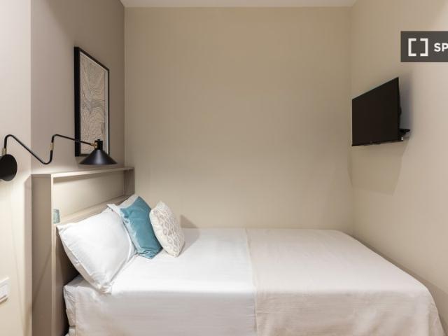 Se alquila habitación en piso compartido en Sant Gervasi Galvany