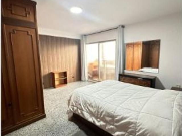 Se alquila habitación en piso compartido en Valencia