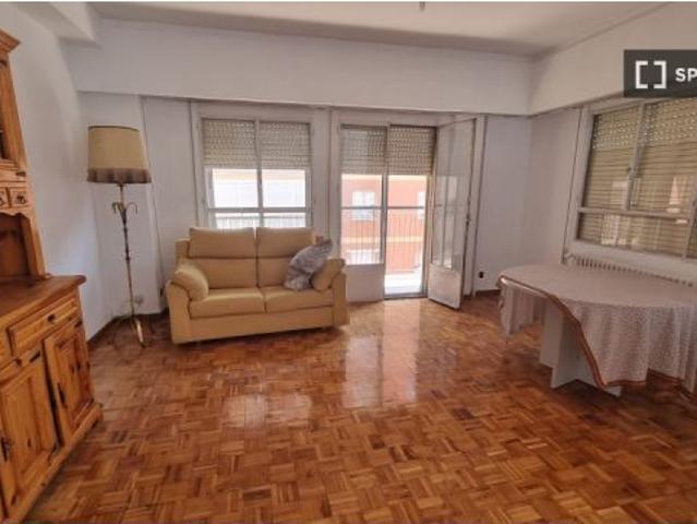 Se alquila habitación en piso compartido en Valladolid