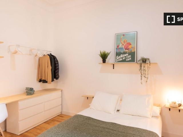 Se alquila habitación en piso compartido en Vila de Gràcia, Barcelona